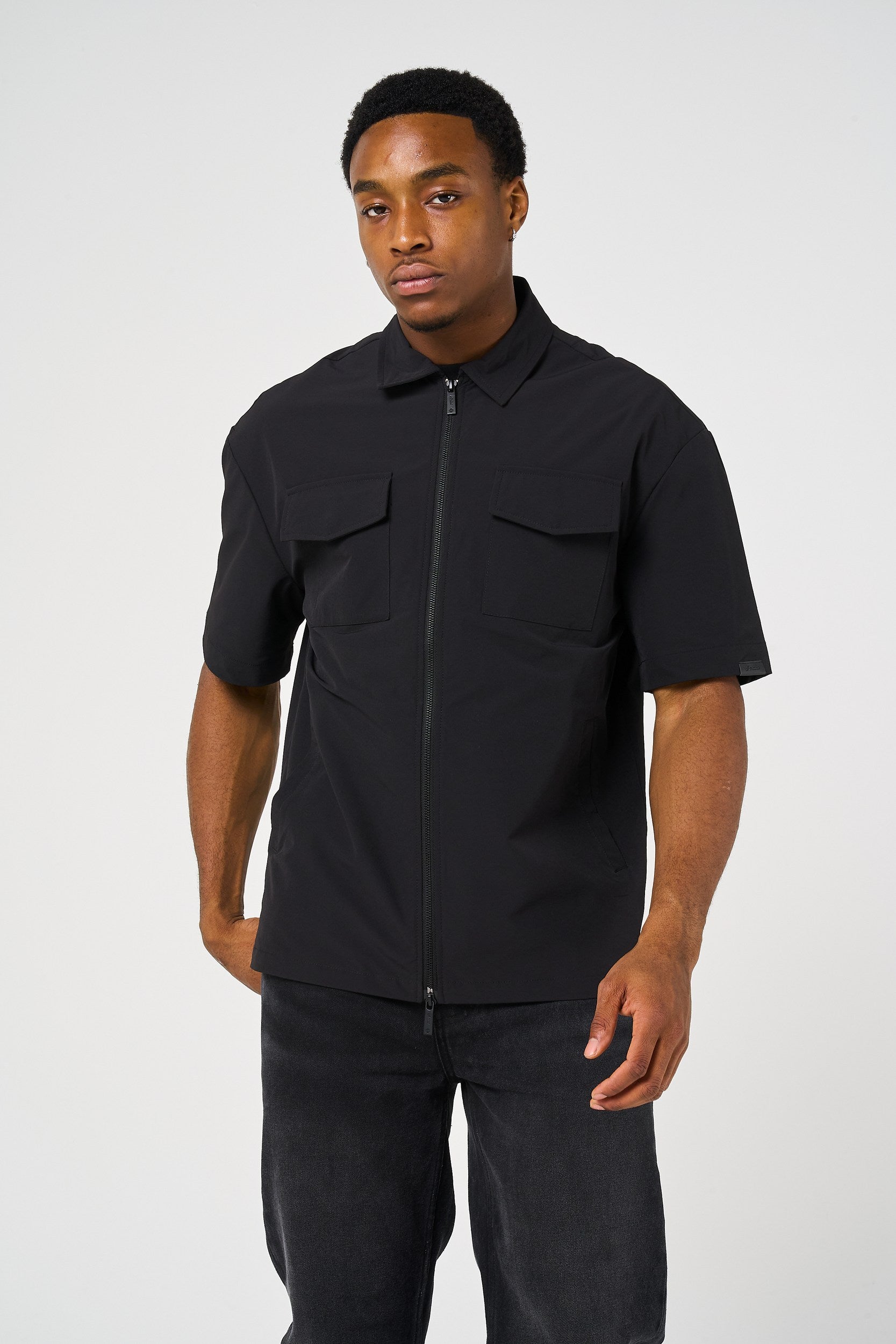 JAMESON OVERSHIRT SCHWARZ