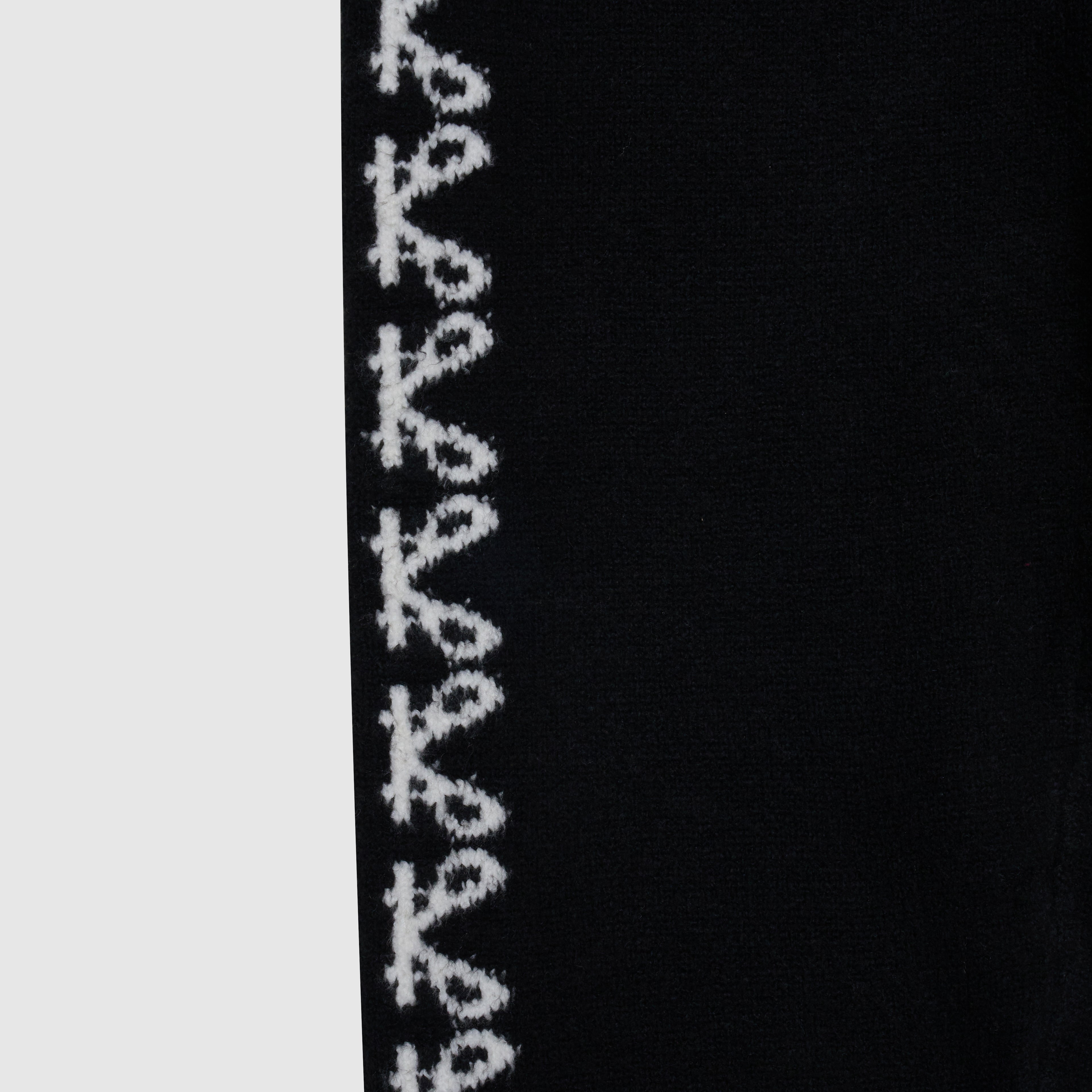 Jogger Negro de Punto Merino