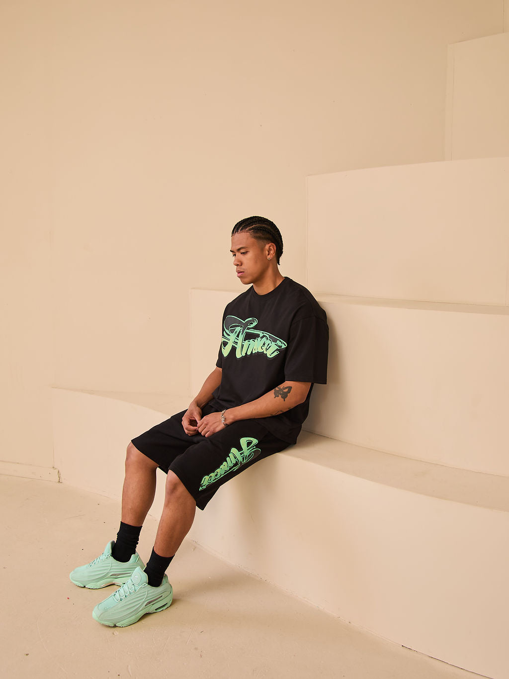 T-shirt graphique Verdent Noir