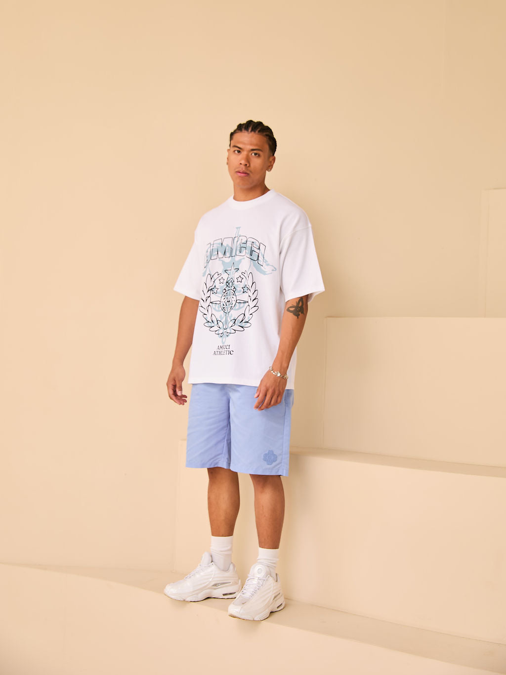 Camiseta Parade Azul con Gráfico