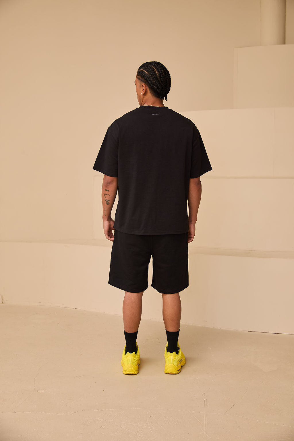 Institute Shorts Schwarz