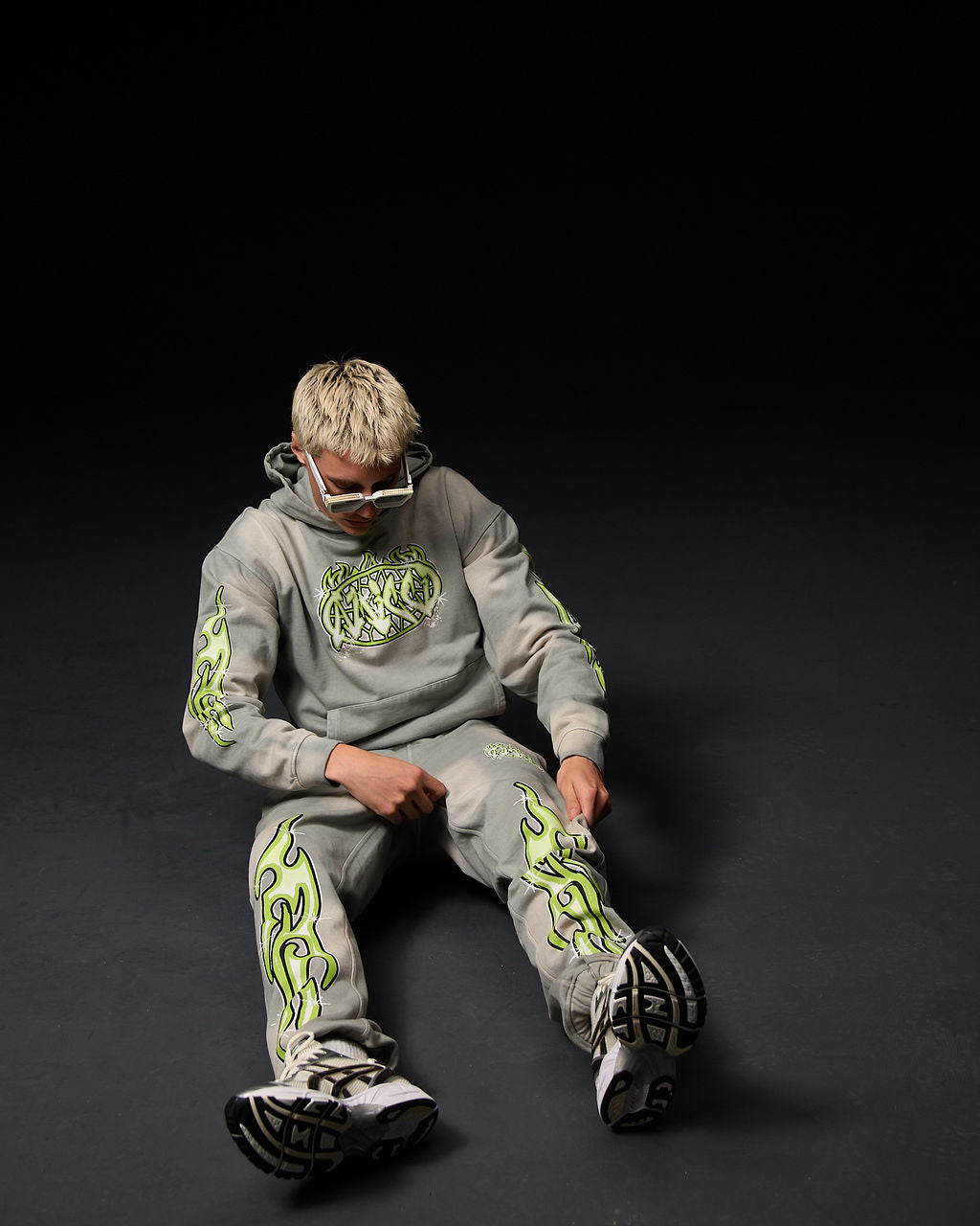 Hoodie Graphique Paola Gris