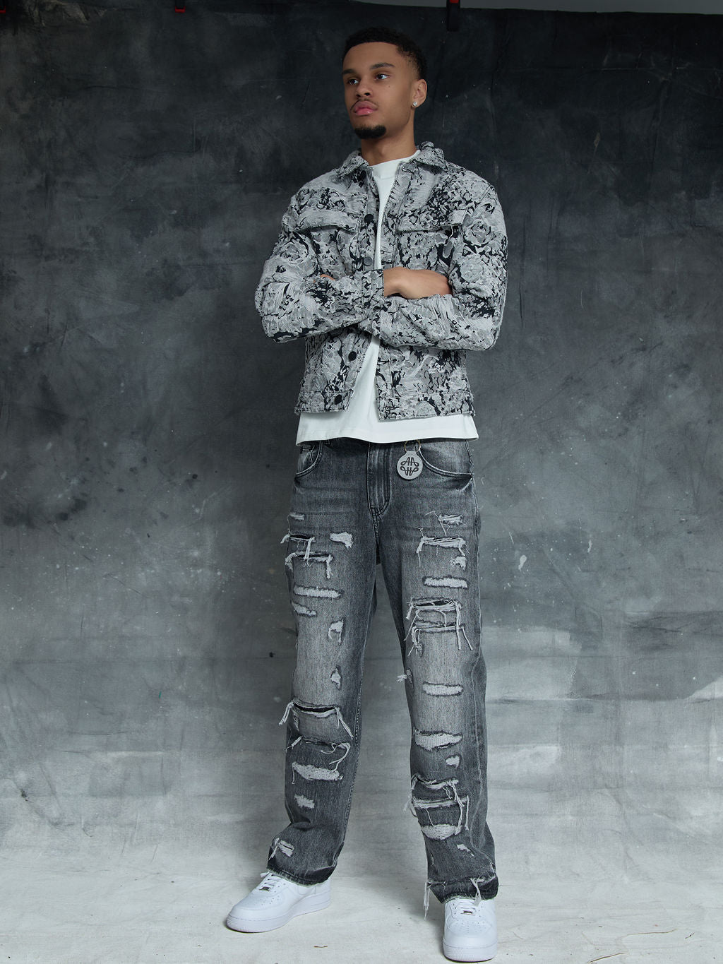 Jean déchiré Manuel Grey