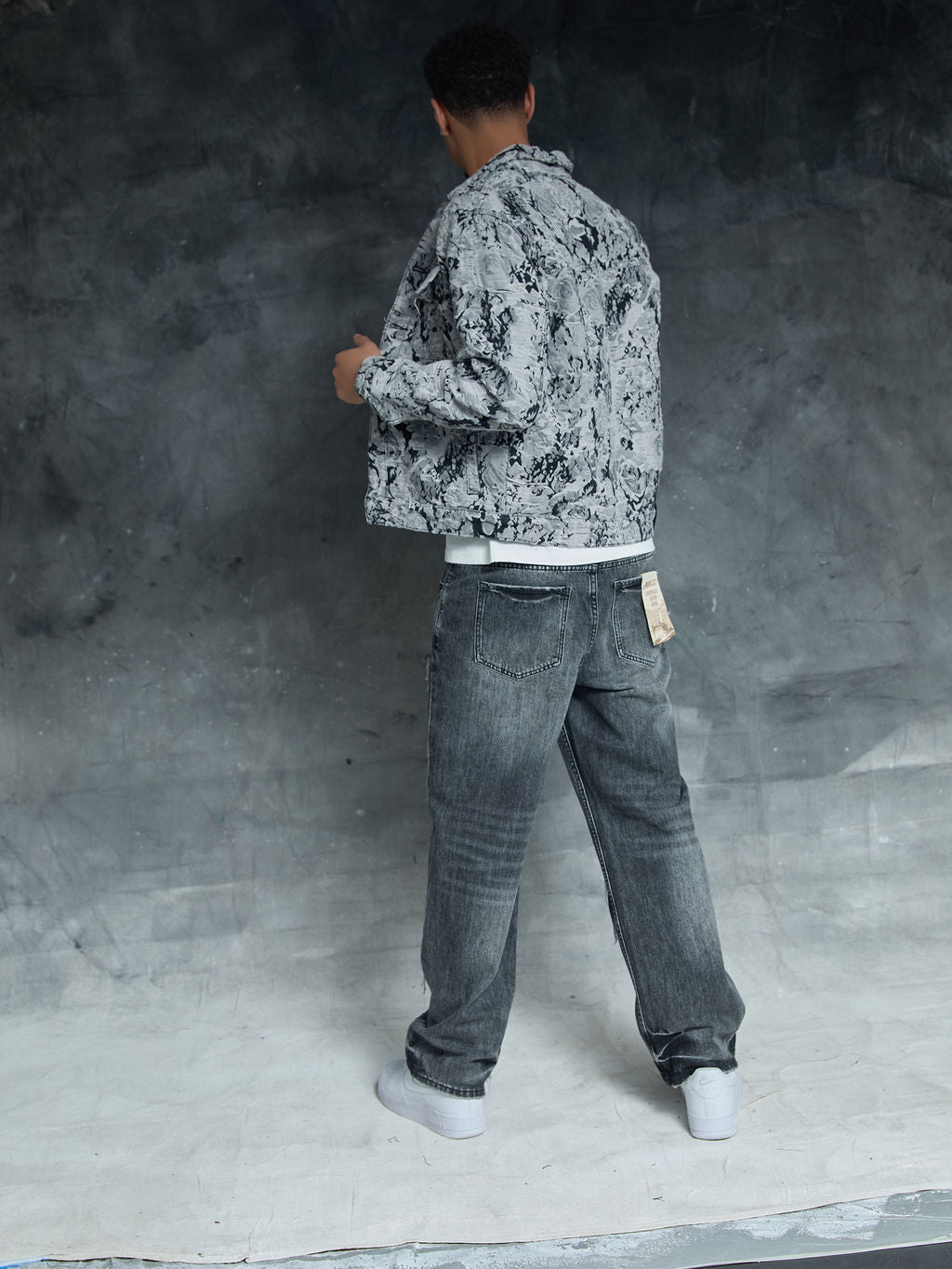 Jean déchiré Manuel Grey