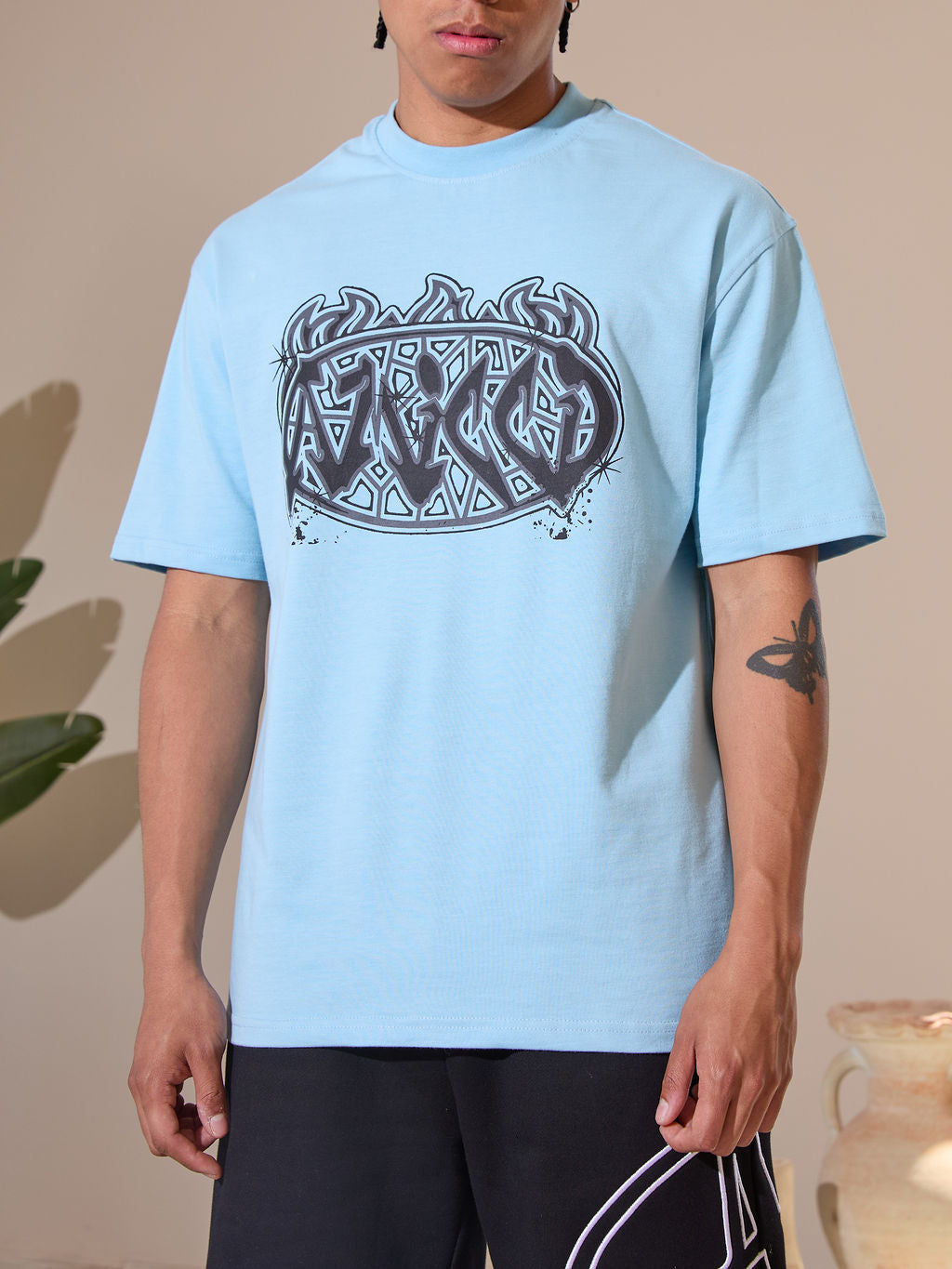 Vallea Graphic T-Shirt Zwart