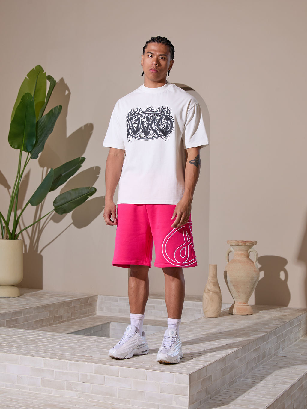 Vallea Graphic T-Shirt Houtskool