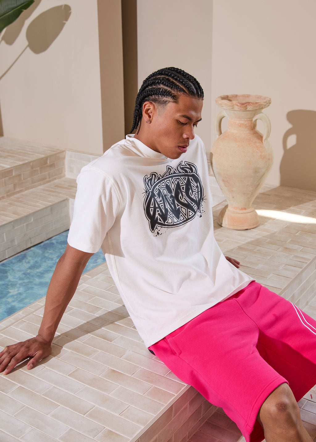 Vallea Graphic T-Shirt Houtskool