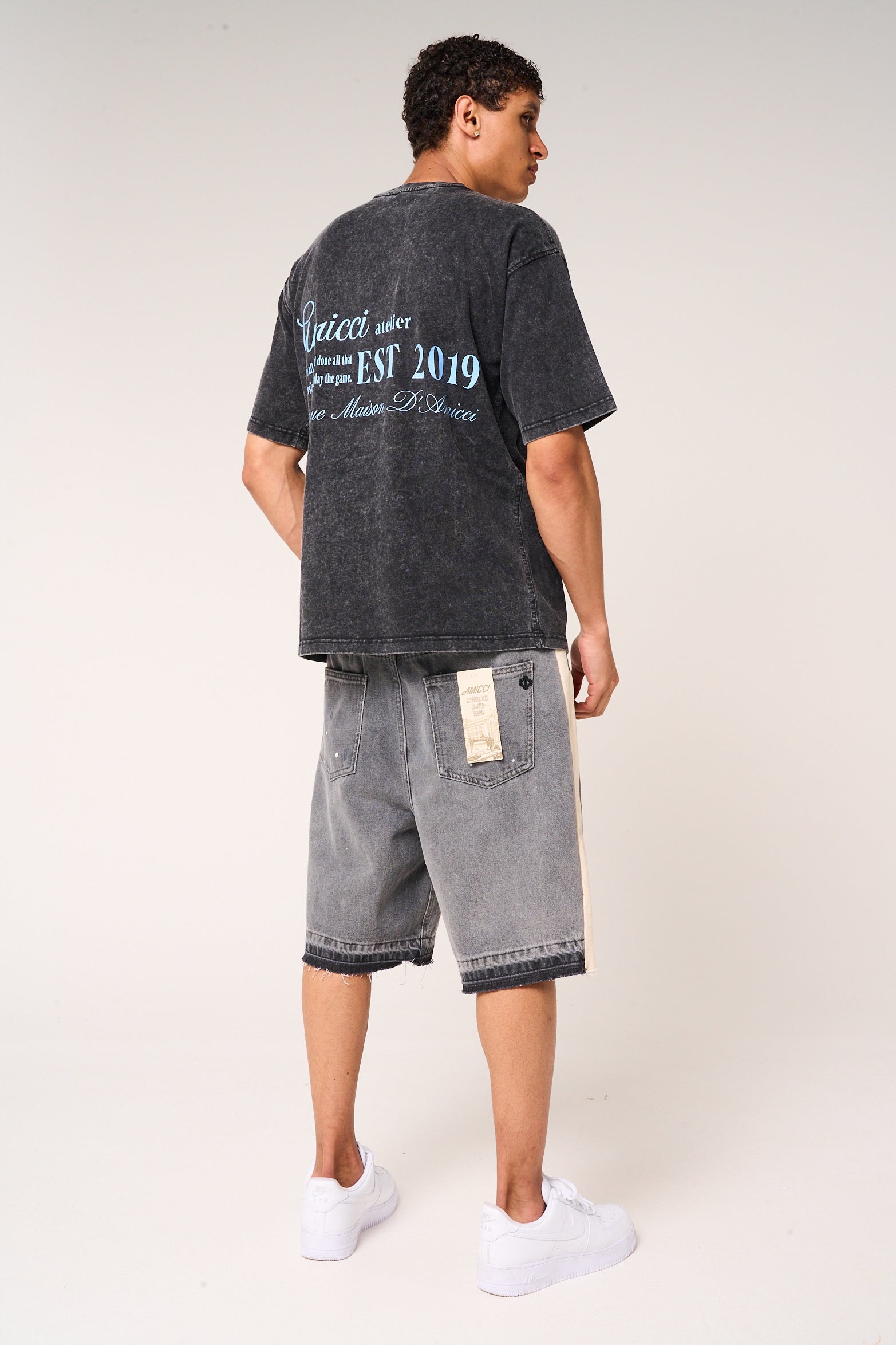 Renato Graphic T Shirt Washed black