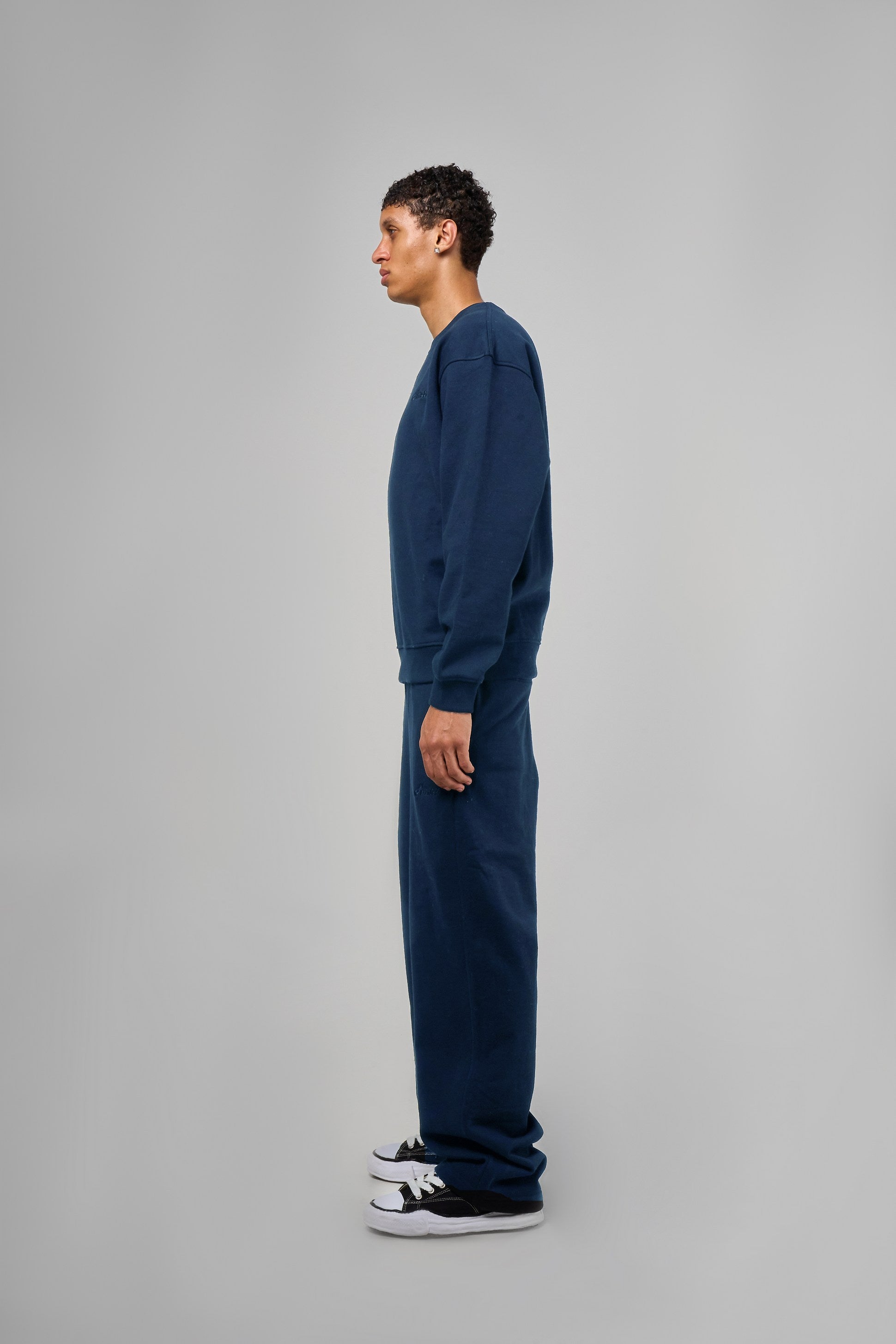 Jerozi Navy Sweatshirt