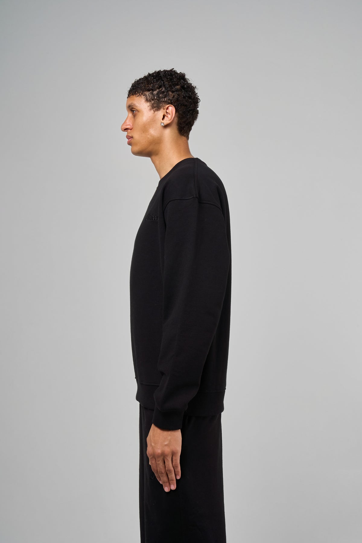 Jerozi Black Sweatshirt