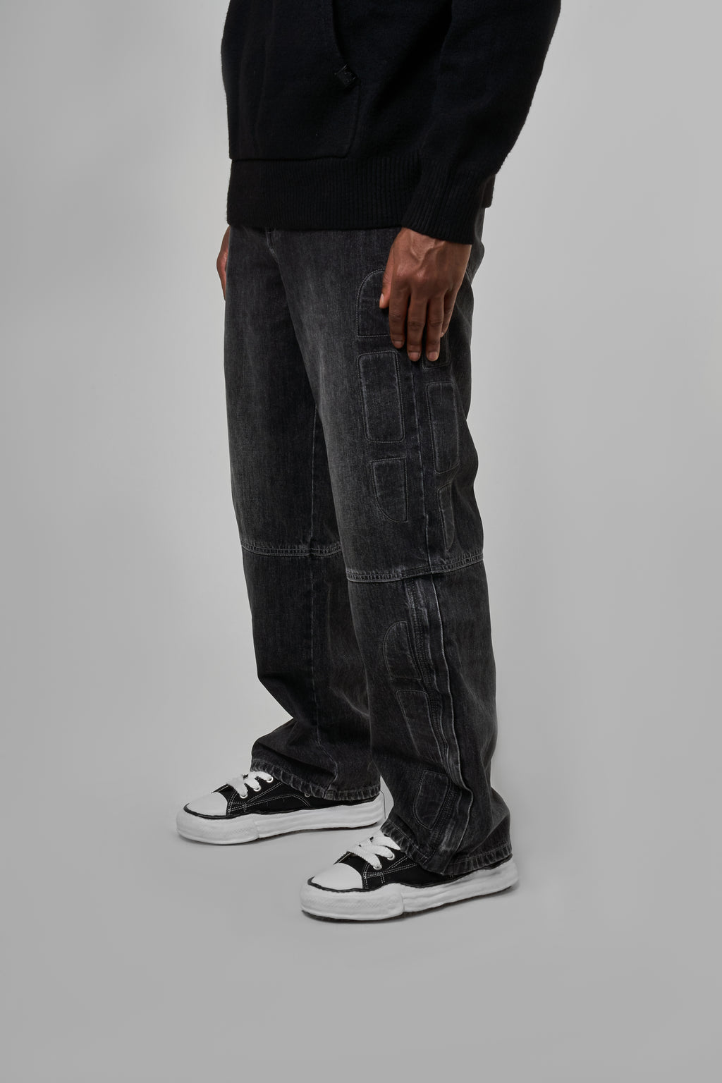 Generiere blaue Baggy-Jeans