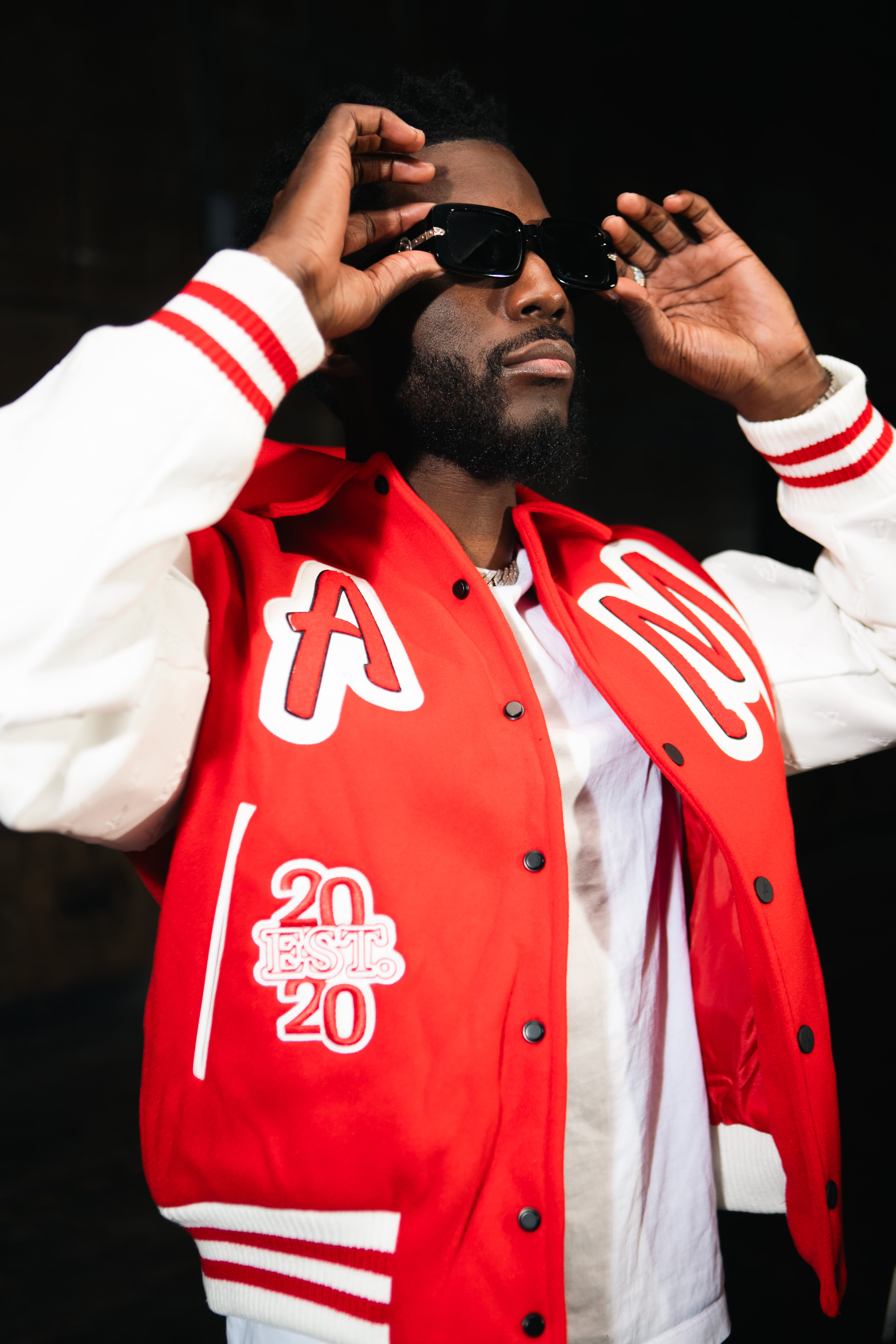 Rouge Varsity-Jacke