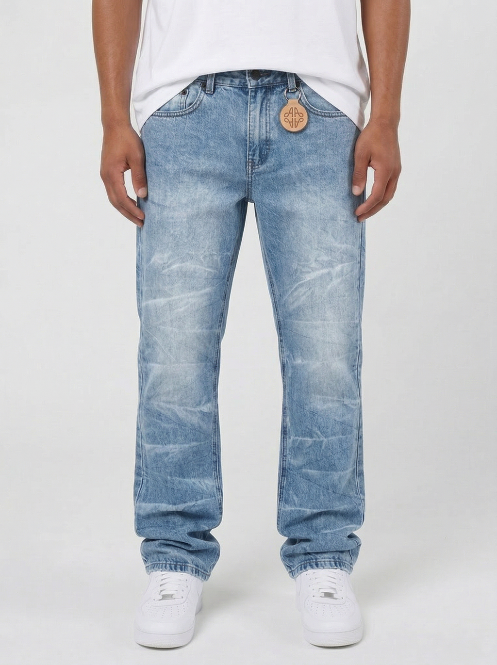 Jeans de mezclilla de campana azul claro Sienna