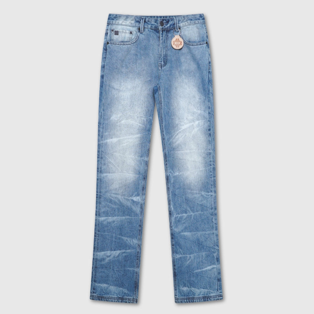 Sienna Hellblaue Schlagjeans